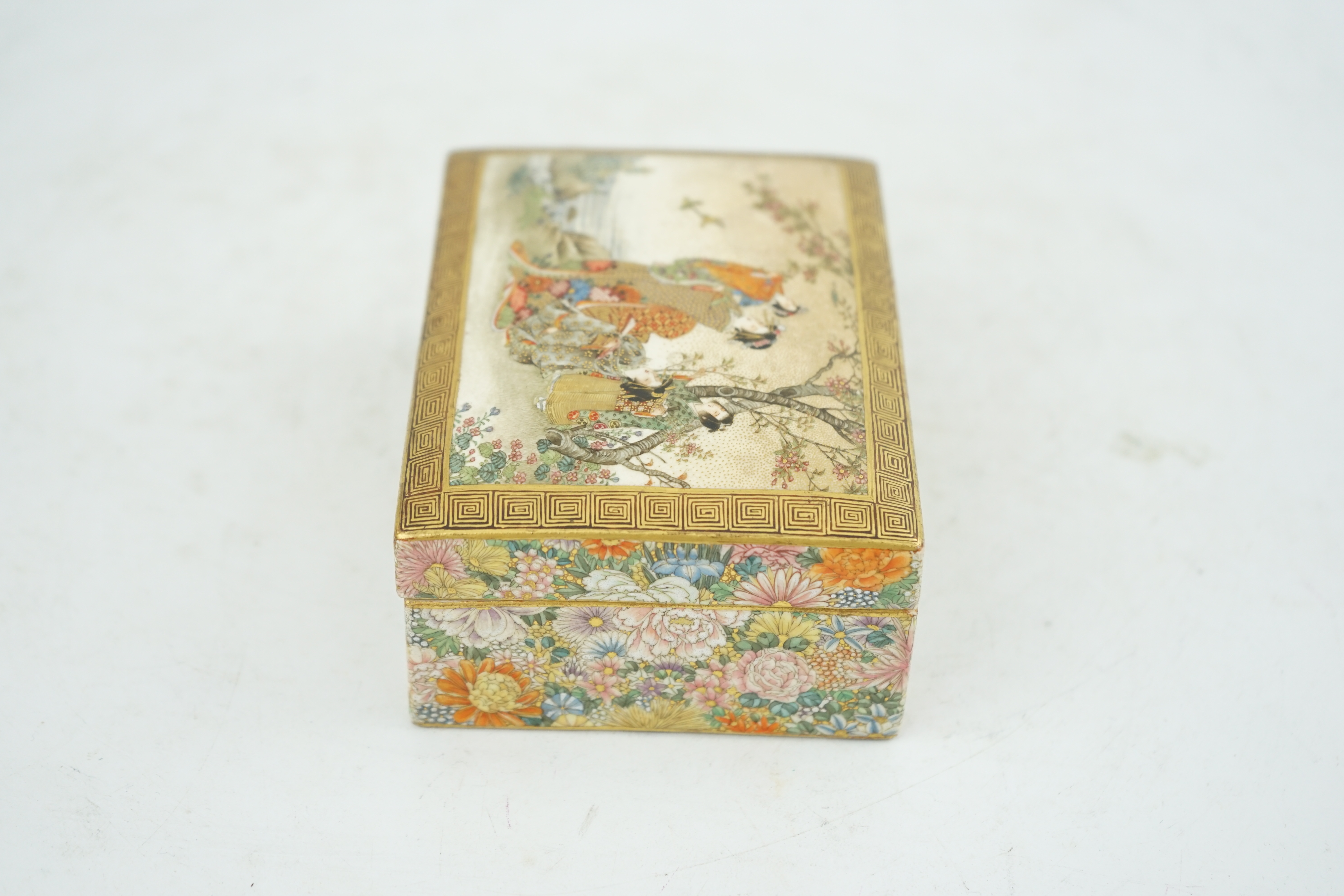 A Japanese Satsuma rectangular box and cover, by Kinkozan, Meiji period